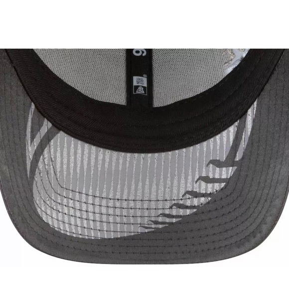 Philadelphia Eagles Men's New Era 9FORTY Super Bowl LII Champions Trophy Hat Cap - Picture 5 of 7